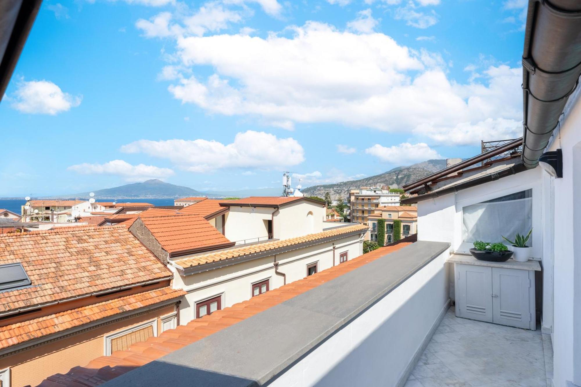 The Roof Villa Соренто Екстериор снимка